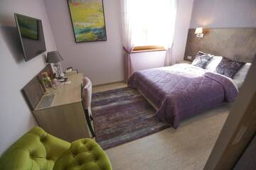 Фото номера Люкс с видом на озеро Гостевой дом Lavender Inn Guest House г. Viešvėnai 2